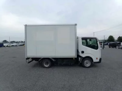Nissan ATLAS
