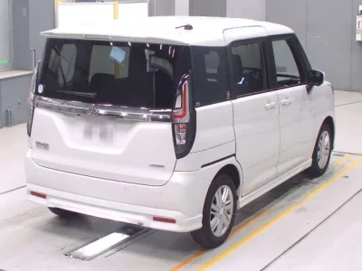 Mitsubishi DELICA D2