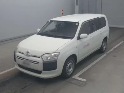 Toyota SUCCEED