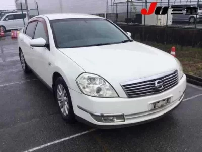 Nissan TEANA