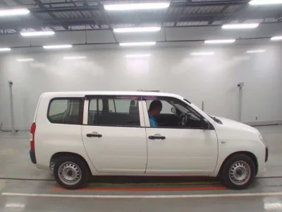 Toyota SUCCEED