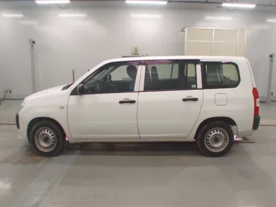 Toyota SUCCEED