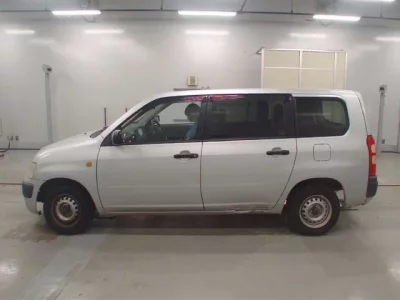 Toyota SUCCEED