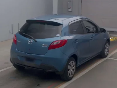 Mazda DEMIO