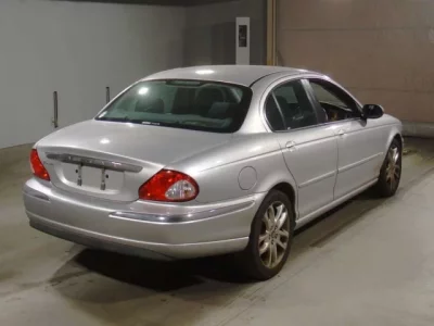 Jaguar X TYPE