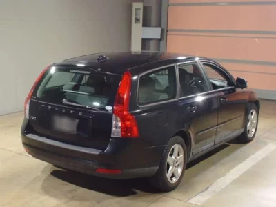 Volvo V50