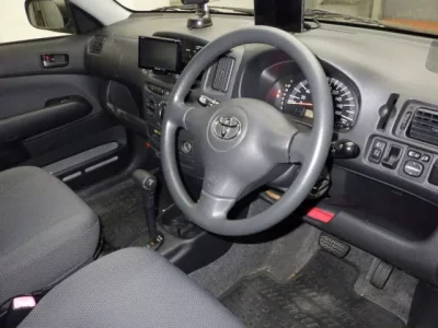 Toyota SUCCEED