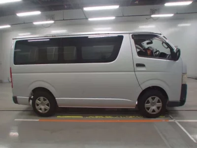 Toyota REGIUS ACE VAN