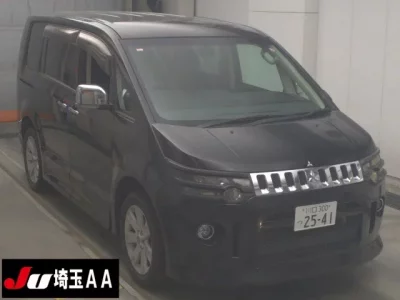 Mitsubishi DELICA D5