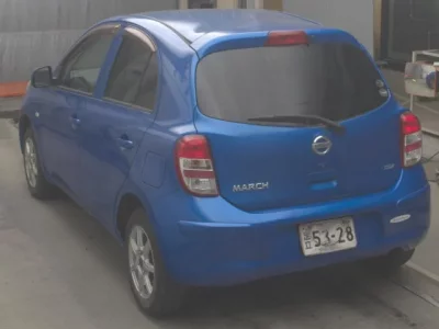 Nissan MARCH