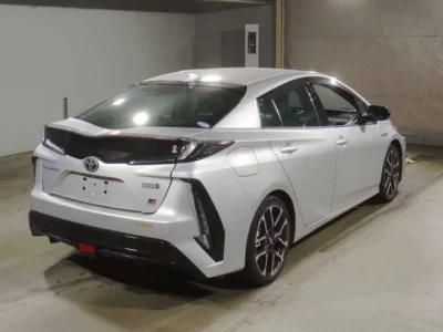 Toyota PRIUS PHV