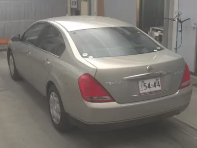 Nissan TEANA