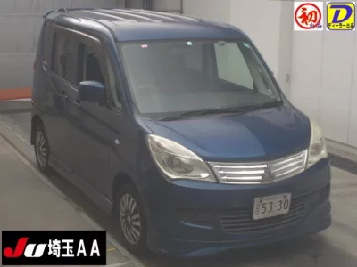 Mitsubishi DELICA D2