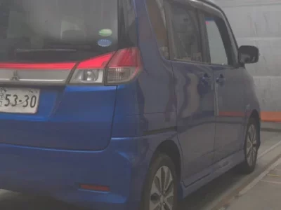 Mitsubishi DELICA D2