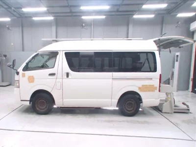 Toyota REGIUS ACE VAN