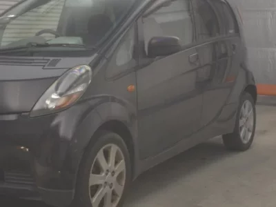 Mitsubishi I