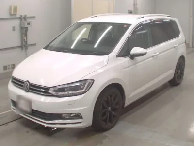 Volkswagen GOLF TOURAN