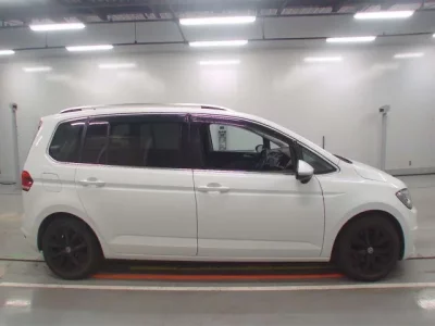 Volkswagen GOLF TOURAN