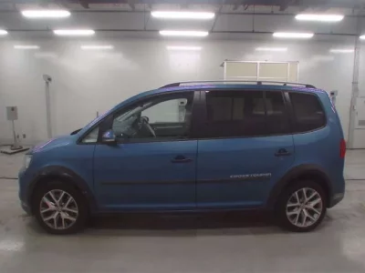 Volkswagen GOLF TOURAN