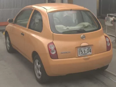 Nissan MARCH