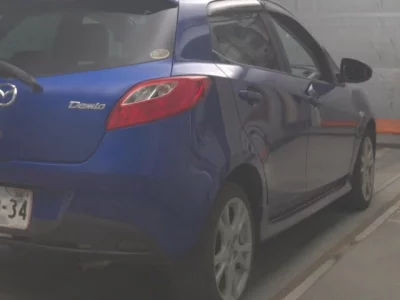 Mazda DEMIO