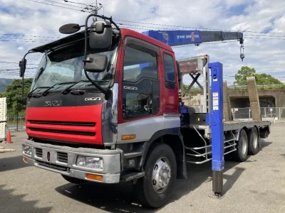 Isuzu GIGA