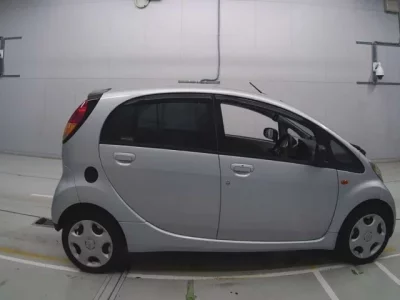 Mitsubishi I