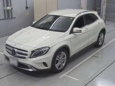 Mercedes-Benz GLA CLASS