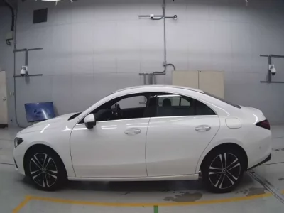 Mercedes-Benz CLA CLASS