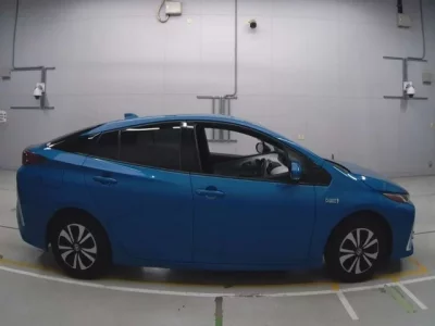 Toyota PRIUS PHV