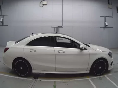 Mercedes-Benz CLA CLASS