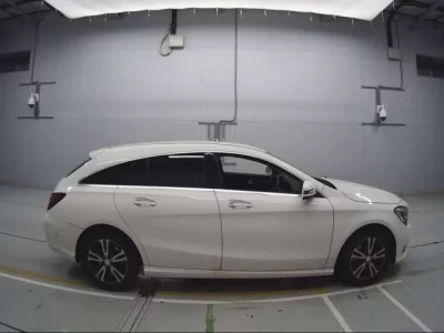 Mercedes-Benz CLA CLASS