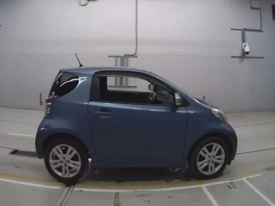 Toyota IQ