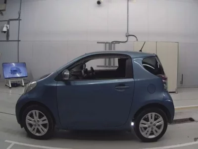 Toyota IQ