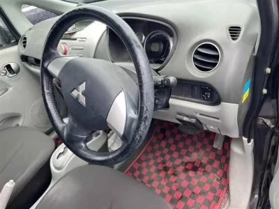 Mitsubishi I