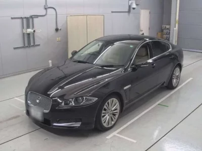 Jaguar XF SERIES