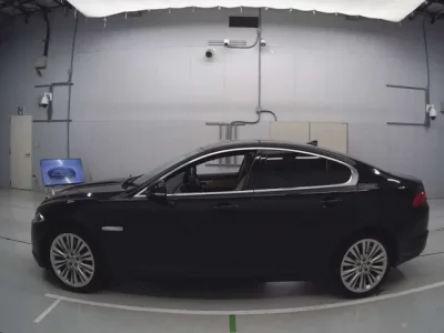 Jaguar XF SERIES