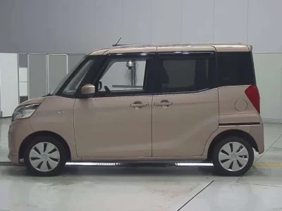 Mitsubishi EK SPACE