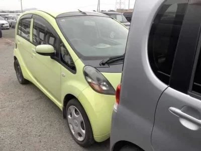 Mitsubishi I