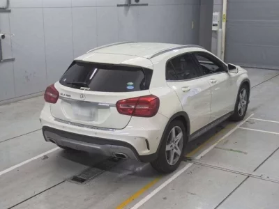 Mercedes-Benz GLA CLASS