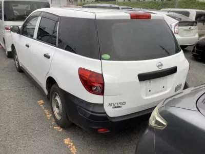 Nissan AD