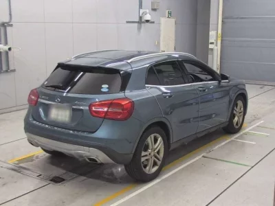 Mercedes-Benz GLA CLASS