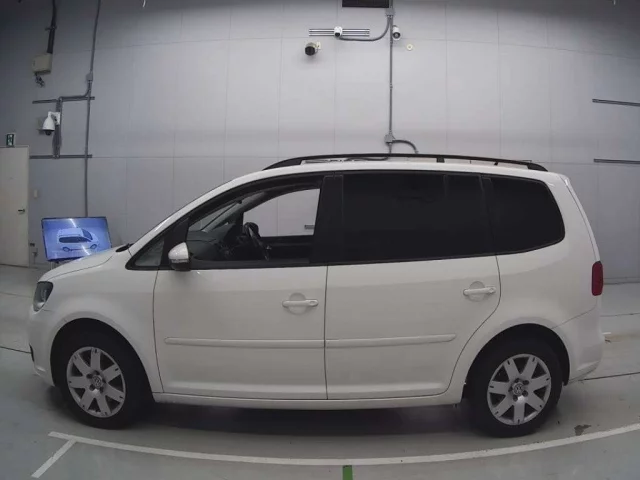 Volkswagen GOLF TOURAN