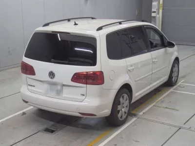 Volkswagen GOLF TOURAN