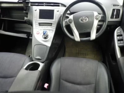 Toyota PRIUS PHV