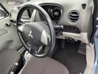 Mitsubishi I