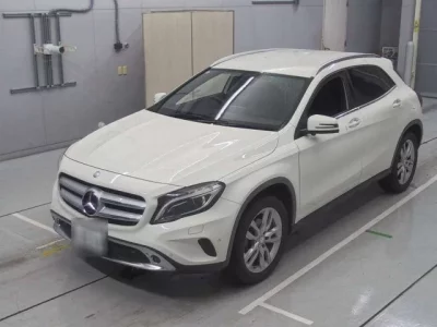 Mercedes-Benz GLA CLASS