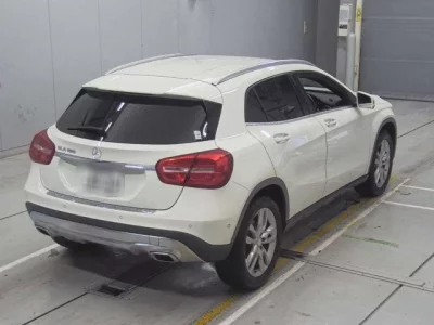Mercedes-Benz GLA CLASS