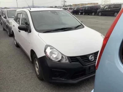 Nissan AD