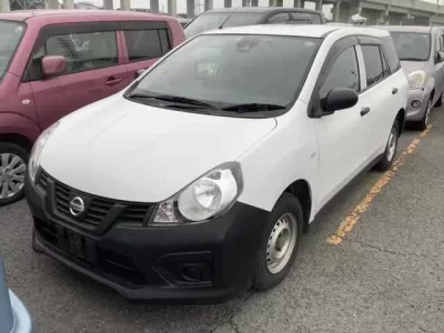 Nissan AD